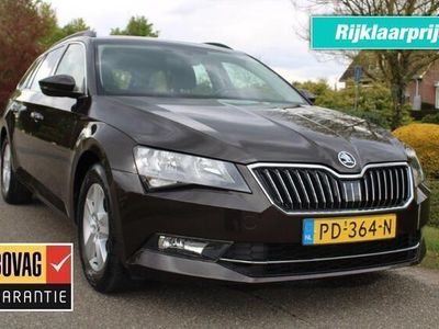 tweedehands Skoda Superb Combi 1.4 TSI 125pk Ambition ECC/Cruise/Navi/PDC/Trekhaak