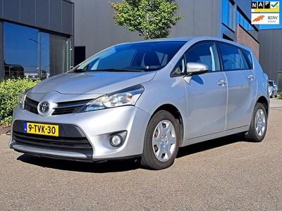 Grijs Gebruikt 2013 Toyota Verso Comfort MPV | € 5.500