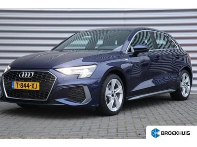 Blauw Occasion 2023 Audi A3 Sportback Hatchback | € 27.395
