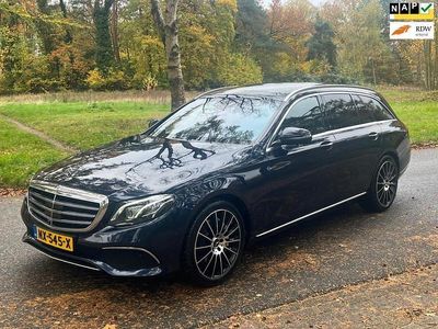 Blauw (metallic) Occasion 2017 Mercedes E350 Prestige Stationwagen | € 23.750 (Duur)
