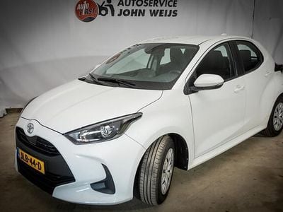 Wit Gebruikt 2022 Toyota Yaris Active Hatchback | € 15.900 (Eerlijke prijs)
