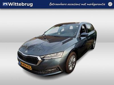 Grijs Occasion 2021 Skoda Octavia Business Line Stationwagen | € 23.950 (Eerlijke prijs)