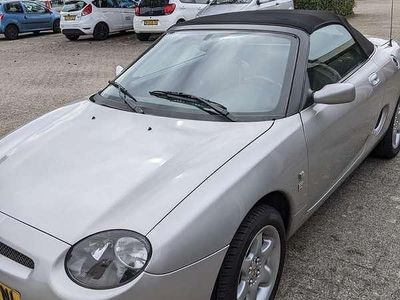 MG F