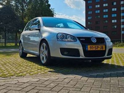 VW Golf V