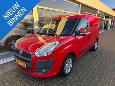 Rood Gebruikt 2012 Fiat Doblò MPV | € 3.499 (Eerlijke prijs)
