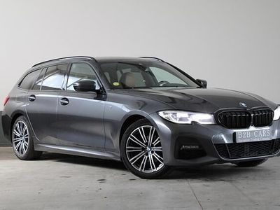 Grijs Gebruikt 2021 BMW 318 M Sport Stationwagen | € 21.900 (Eerlijke prijs)