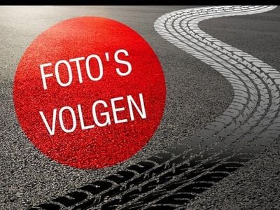 Grijs Gebruikt 2023 Toyota HiLux Pickup | € 44.995 (Super prijs)