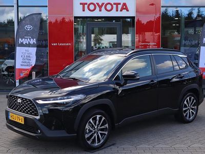Zwart Occasion 2025 Toyota Corolla Cross Style SUV | € 37.299 (Eerlijke prijs)