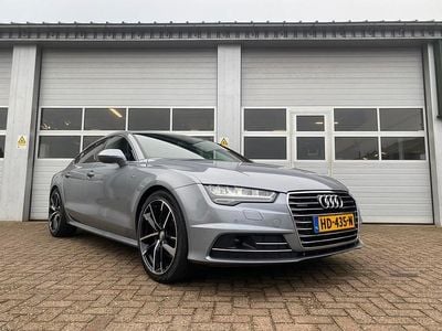 Grijs (metallic) Gebruikt 2014 Audi A7 Hatchback | € 22.950