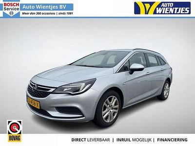 Grijs Gebruikt 2018 Opel Astra Business Stationwagen | € 5.950 (Duur)