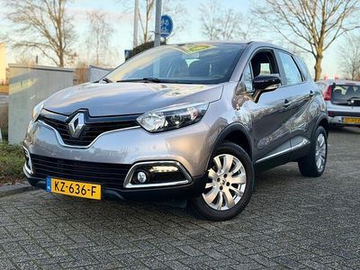 Grijs Gebruikt 2016 Renault Captur Expression SUV | € 9.950 (Goede deal)