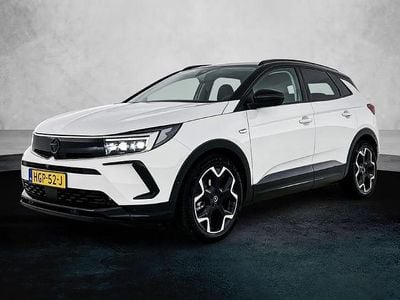 Wit Occasion 2025 Opel Grandland X SUV | € 30.395 (Duur)