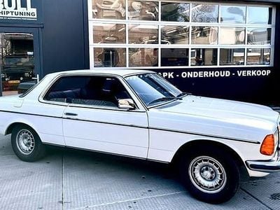 Wit Gebruikt 1979 Mercedes 230 Coupé | € 17.950