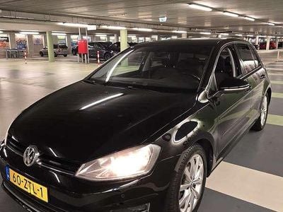 Zwart Gebruikt 2013 VW Golf VII Highline Stationwagen | € 8.500 (Goede deal)