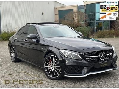 Zwart (metallic) Gebruikt 2015 Mercedes C43 AMG AMG Sedan | € 24.250 (Eerlijke prijs)