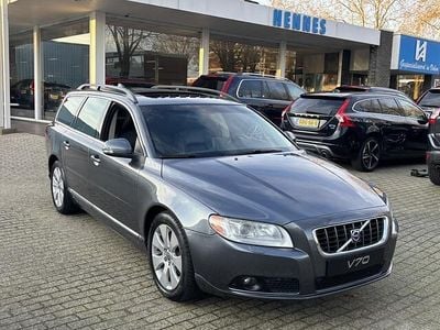 Grijs (metallic) Occasion 2008 Volvo V70 Summum Stationwagen | € 11.500 (Iets duurder)