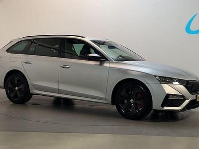 Grijs Occasion 2021 Skoda Octavia Business Line Stationwagen | € 24.900 (Duur)
