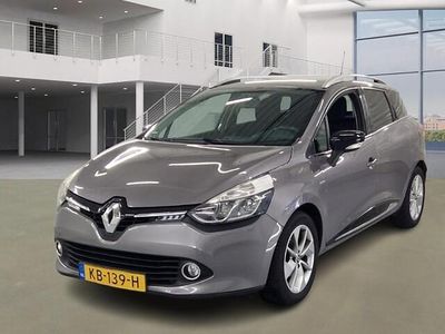 Grijs (metallic) Gebruikt 2016 Renault Clio GrandTour LIMITED Stationwagen | € 7.285 (Eerlijke prijs)