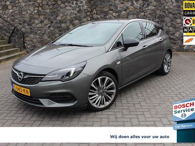 Grijs Gebruikt 2021 Opel Astra Business Elegance Hatchback | € 15.450 (Eerlijke prijs)