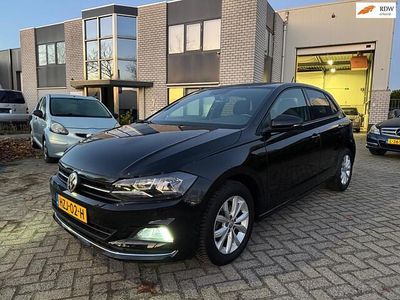 Zwart (metallic) Gebruikt 2018 VW Polo Comfortline Hatchback | € 15.950 (Goede deal)