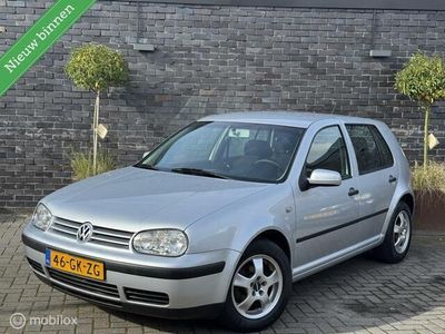 Grijs Gebruikt 2001 VW Golf IV Hatchback | € 1.995 (Eerlijke prijs)