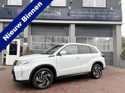 Zwart Occasion 2025 Suzuki Vitara Style SUV | € 28.500 (Eerlijke prijs)