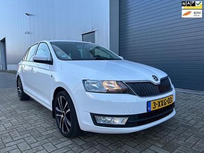 Occasion Skoda Rapid Elegance 105 PK (77 kW) 2014 Wit Hatchback