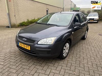 tweedehands Ford Focus 1.6-16V Champion