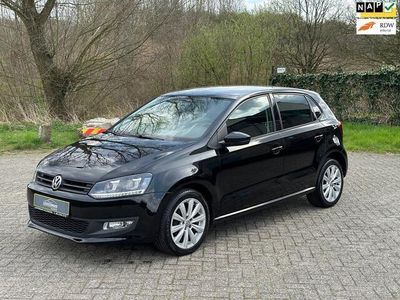 tweedehands VW Polo 1.4-16V Highline LED I PDC I CRUISE I STOELVERWI MOOI!