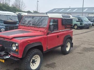 Rood Occasion 1985 Land Rover Defender Hatchback | € 27.500