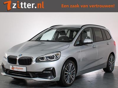 Grijs Gebruikt 2021 BMW 218 Sport Line Stationwagen | € 19.645 (Goede deal)