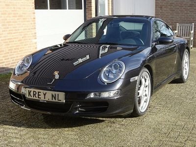 Zwart (metallic) Occasion 2005 Porsche 911 Carrera Coupé | € 47.500 (Duur)