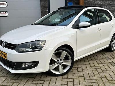 Wit Gebruikt 2011 VW Polo Highline Hatchback | € 8.975 (Eerlijke prijs)