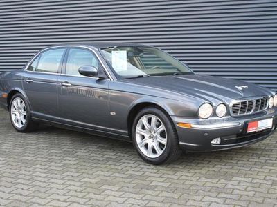 tweedehands Jaguar XJ 2.7 D V6 NAVIGATIE - YOUNGTIMER