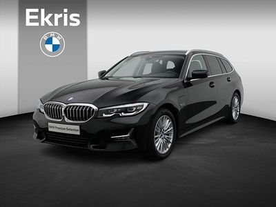 Zwart Occasion 2022 BMW 320 Executive Stationwagen | € 31.450 (Eerlijke prijs)