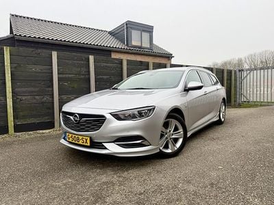 Grijs (metallic) Gebruikt 2019 Opel Insignia Business Stationwagen | € 14.950 (Eerlijke prijs)