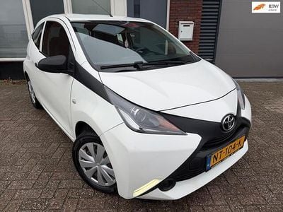 Wit Occasion 2017 Toyota Aygo Hatchback | € 5.900 (Eerlijke prijs)