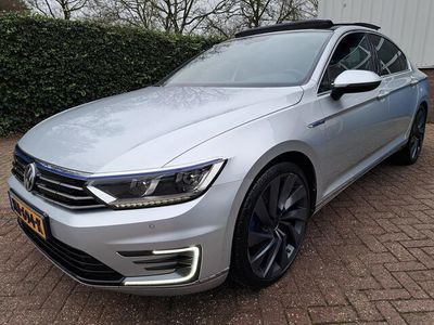 tweedehands VW Passat 1.4 TSI GTE Highline PANODAK/NAVI/LED/CLIMAT/CRUIS