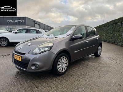 Occasion Renault Clio II 88 PK (64 kW) 2011 Grijs Hatchback