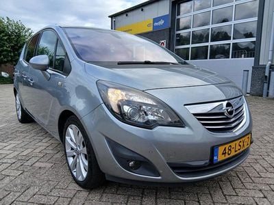 Grijs Gebruikt 2010 Opel Meriva Cosmo MPV | € 4.895 (Eerlijke prijs)