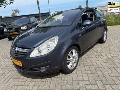 Grijs Occasion 2009 Opel Corsa Cosmo Hatchback | € 3.999 (Eerlijke prijs)