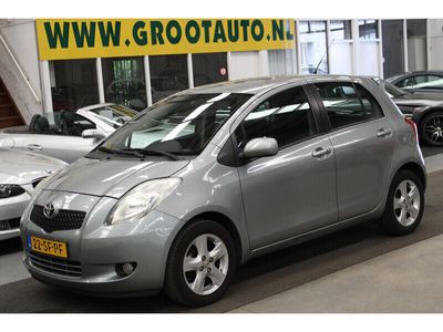 tweedehands Toyota Yaris 1.3 VVTi Luna Airco, Trekhaak, Isofix, Stuurbekrachtiting