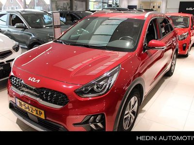 Rood Gebruikt 2022 Kia Niro SUV | € 25.950 (Eerlijke prijs)