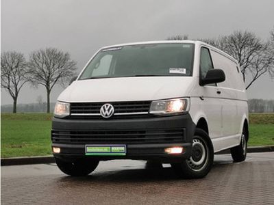 VW Transporter