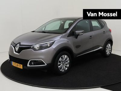 tweedehands Renault Captur 0.9 - 90PK TCe Expression | Airco | Trekhaak | Cruise Control | Electrische Ramen | 16 inch Velgen | Centrale deurvergrendeling | Bluetooth Audio / Te