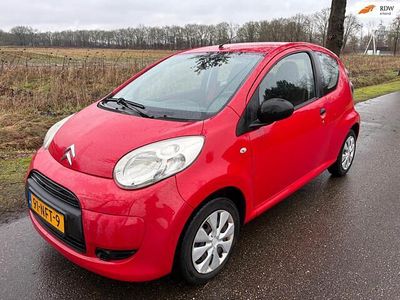 Rood Occasion 2009 Citroën C1 Hatchback | € 1.680 (Eerlijke prijs)