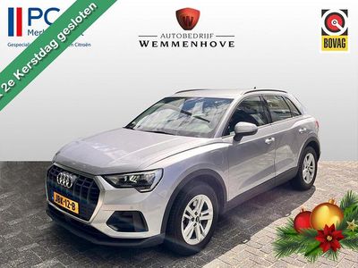 Grijs Gebruikt 2025 Audi Q3 Business SUV | € 29.845