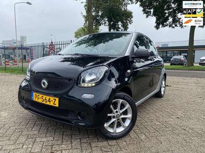 Zwart Occasion 2017 Smart ForFour Pure Hatchback | € 6.599 (Eerlijke prijs)