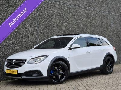 Wit Gebruikt 2014 Opel Insignia Country Tourer Stationwagen | € 11.995