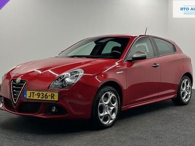 Occasion Alfa Romeo Giulietta Super 170 PK (125 kW) 2016 Rood Hatchback